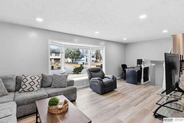 2513 Cornelia Street, Bellevue, NE 68147