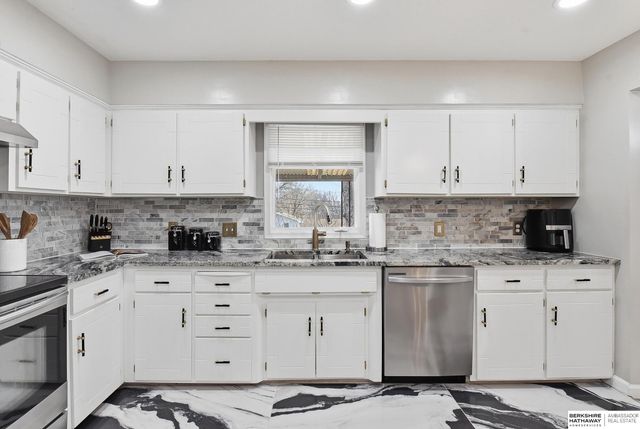 2513 Cornelia Street, Bellevue, NE 68147