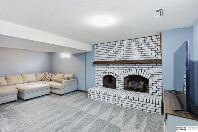 2513 Cornelia Street, Bellevue, NE 68147