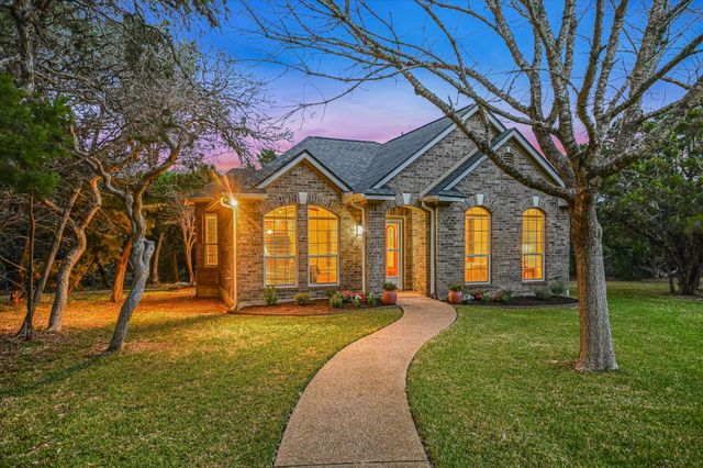 504 Saddlehorn DR, Dripping Springs, TX 78620