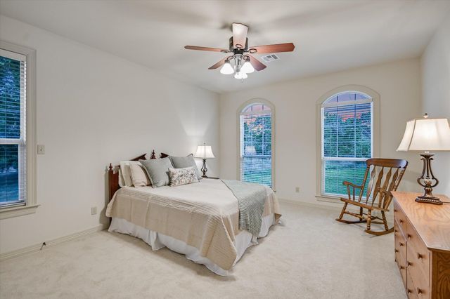 504 Saddlehorn DR, Dripping Springs, TX 78620