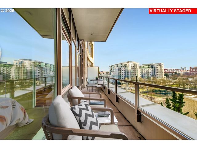 949 Nw OVERTON St 513, Portland, OR 97209