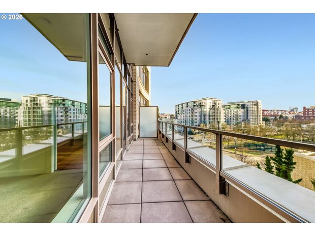 949 Nw OVERTON St 513, Portland, OR 97209