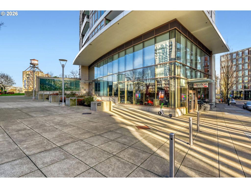 949 Nw OVERTON St 513, Portland, OR 97209