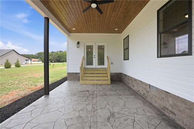 5405 Monterey Glen Court, Browns Summit, NC 27214