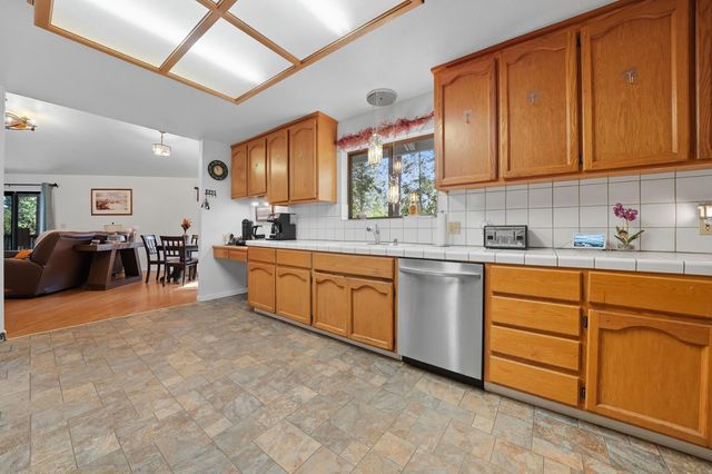 13900 Pine Park Loop, Pine Grove, CA 95665