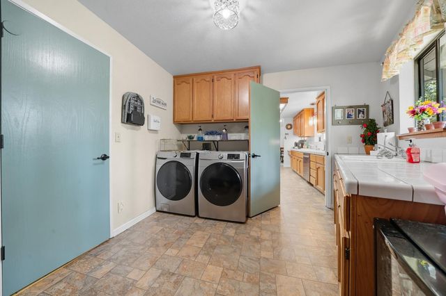 13900 Pine Park Loop, Pine Grove, CA 95665