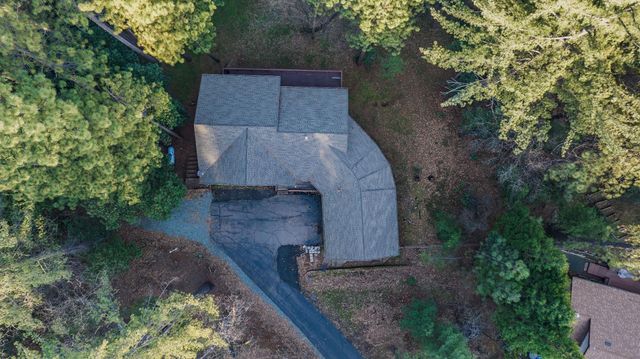13900 Pine Park Loop, Pine Grove, CA 95665