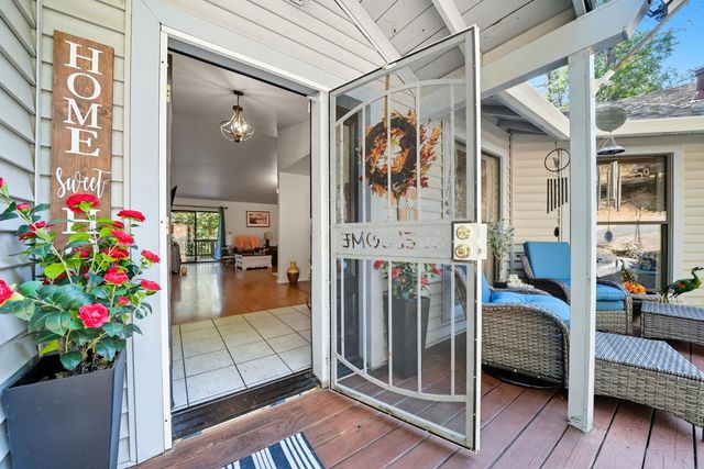 13900 Pine Park Loop, Pine Grove, CA 95665