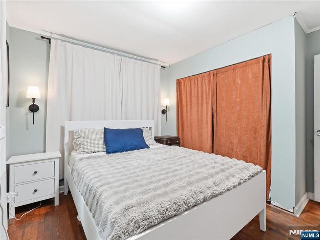 35 Edgecumb Road, West Milford, NJ 07480