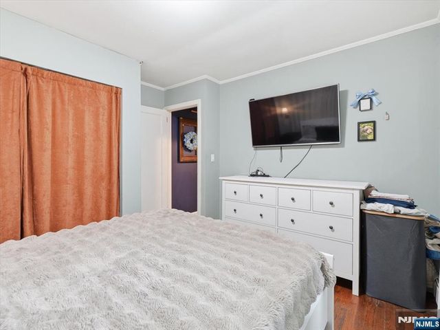 35 Edgecumb Road, West Milford, NJ 07480