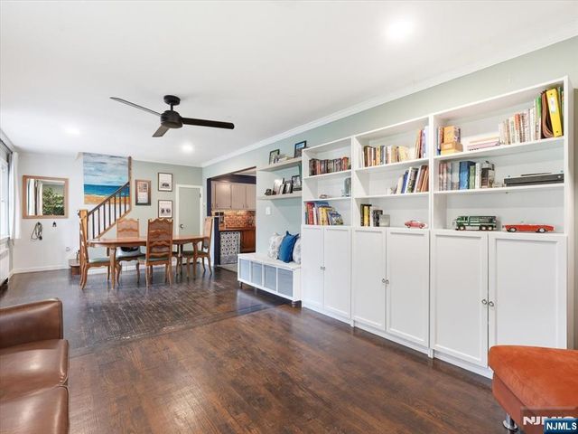 35 Edgecumb Road, West Milford, NJ 07480