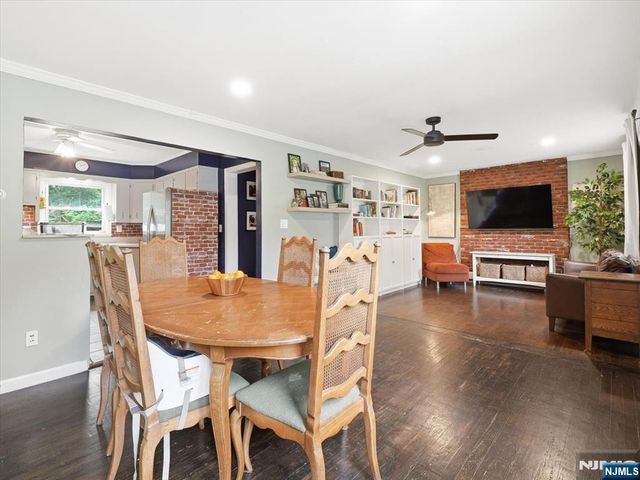 35 Edgecumb Road, West Milford, NJ 07480