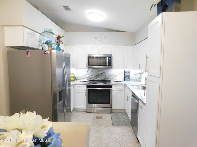 1241 Ashland Avenue SE, Palm Bay, FL 32909