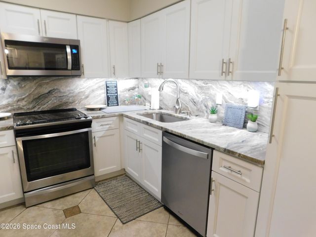 1241 Ashland Avenue SE, Palm Bay, FL 32909