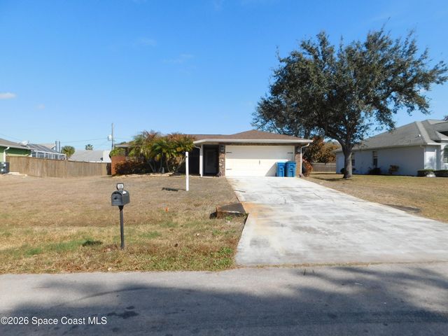 1241 Ashland Avenue SE, Palm Bay, FL 32909