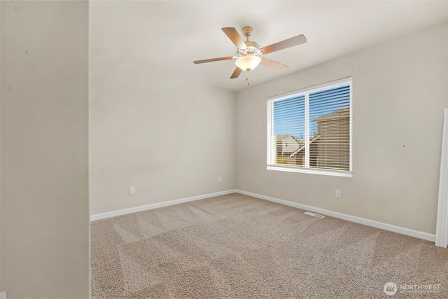 8602 55th Place NE, Marysville, WA 98270