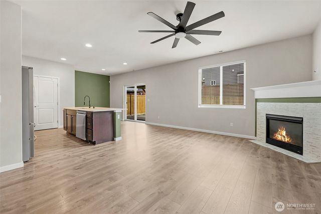 8602 55th Place NE, Marysville, WA 98270