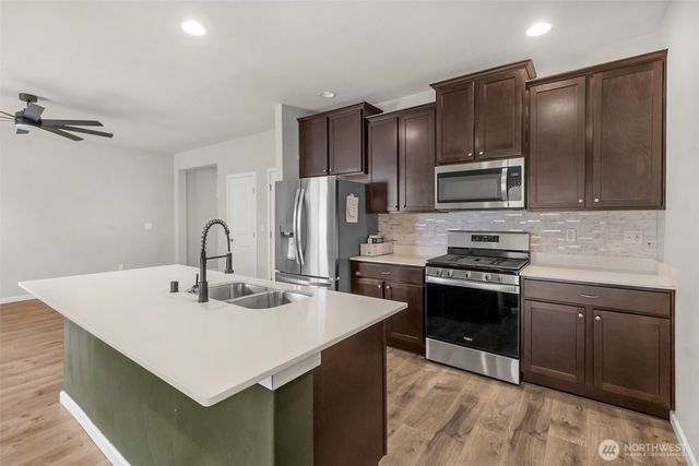 8602 55th Place NE, Marysville, WA 98270