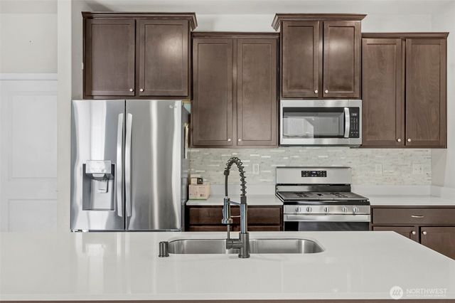 8602 55th Place NE, Marysville, WA 98270