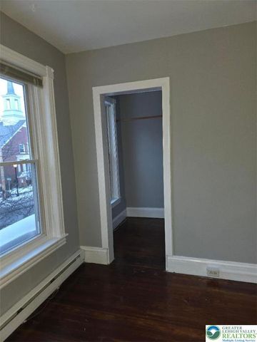 77 Laurel Street, Bethlehem City, PA 18018