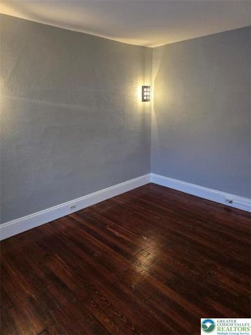 77 Laurel Street, Bethlehem City, PA 18018