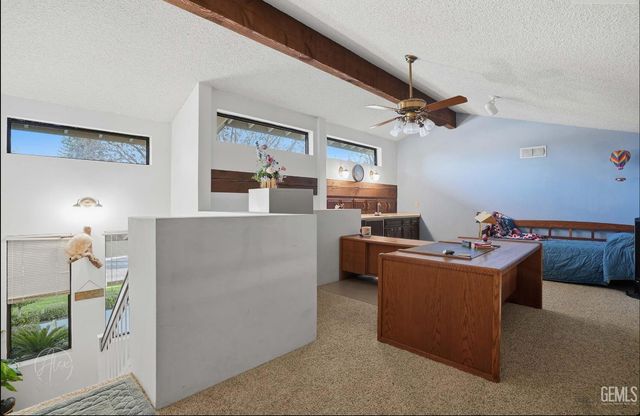 2200 El Portal Dr 34, Bakersfield, CA 93309