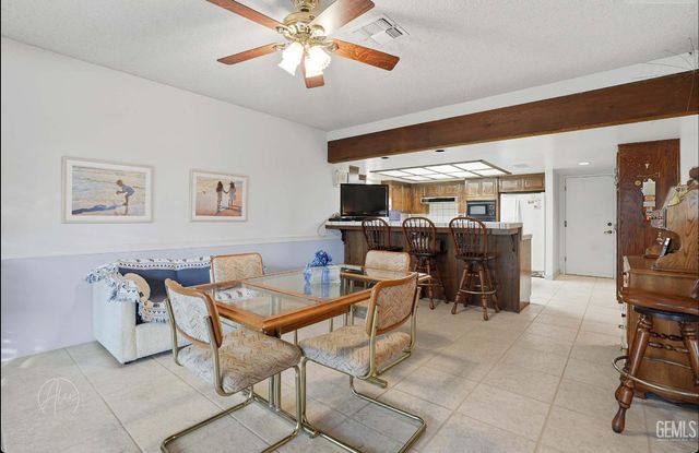 2200 El Portal Dr 34, Bakersfield, CA 93309