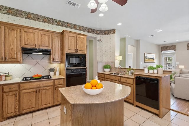 660 Scenic Ranch Circle, Fairview, TX 75069