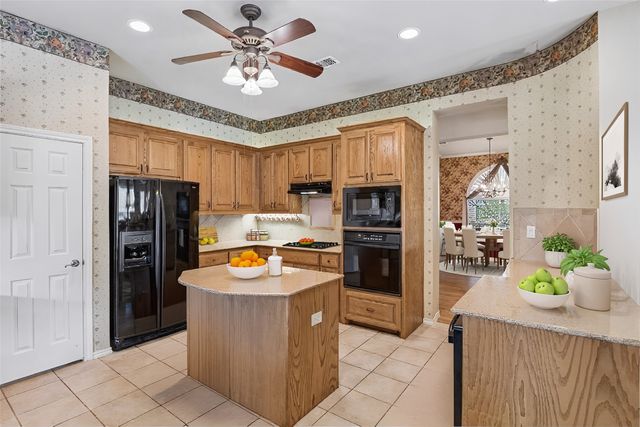 660 Scenic Ranch Circle, Fairview, TX 75069