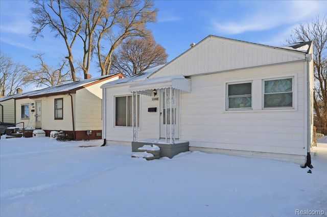 11280 Chalmers Avenue, Warren, MI 48089