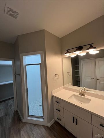 2809 E Israel Avenue, Alton, TX 78573