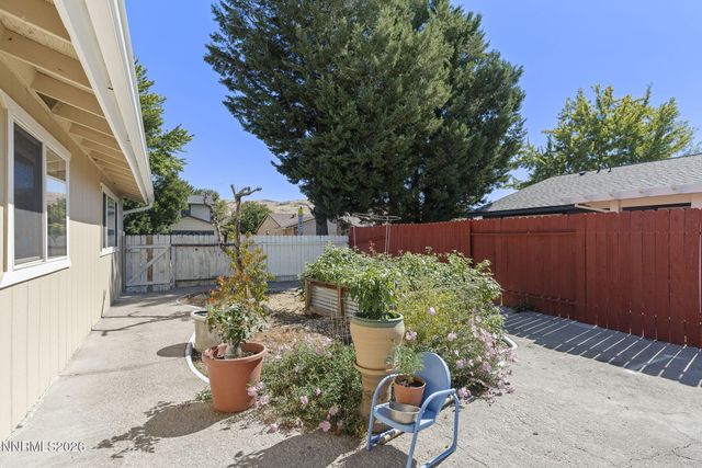 2411 Monte Verde Way, Sparks, NV 89434