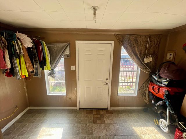 7541 Avenue F, Houston, TX 77012