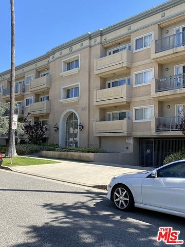 937 12th Street 101, Santa Monica, CA 90403