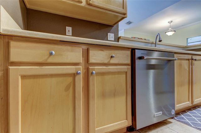 5000 CULBREATH KEY WAY WAY 1-310, Tampa, FL 33611