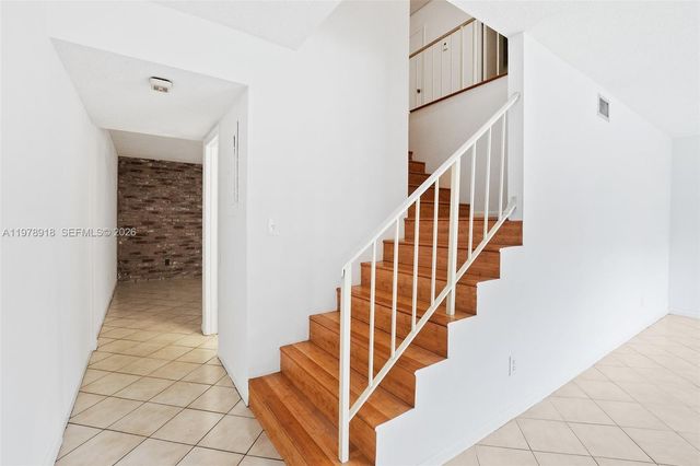 50 Matador Ln 3-23, Davie, FL 33324