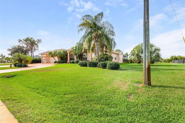 245 ROTONDA BOULEVARD N, Rotonda West, FL 33947