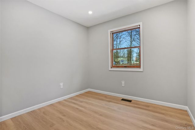 18 Homewood Avenue, Newburgh, NY 12550