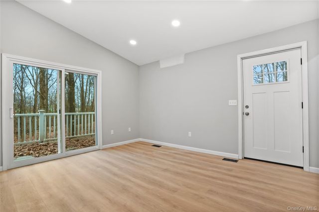 18 Homewood Avenue, Newburgh, NY 12550