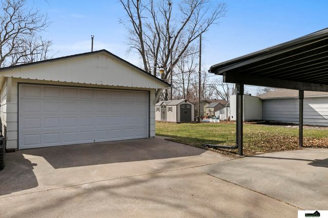 13851 Lancashire Street, Waverly, NE 68462