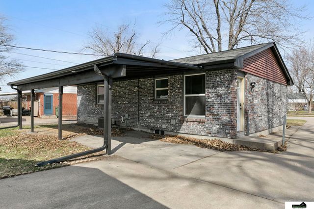 13851 Lancashire Street, Waverly, NE 68462