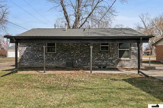 13851 Lancashire Street, Waverly, NE 68462