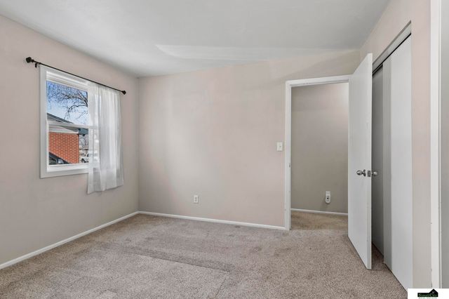 13851 Lancashire Street, Waverly, NE 68462