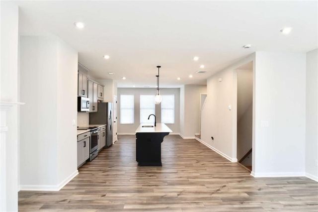 809 Cameron Trail, Acworth, GA 30102