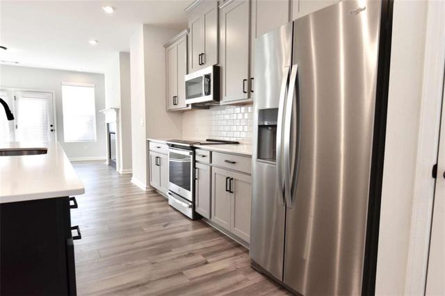 809 Cameron Trail, Acworth, GA 30102