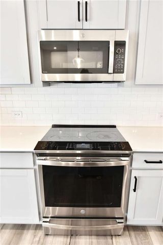 809 Cameron Trail, Acworth, GA 30102