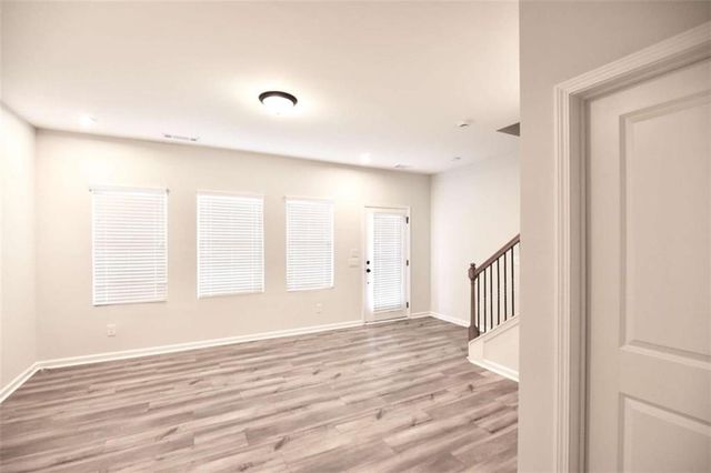 809 Cameron Trail, Acworth, GA 30102