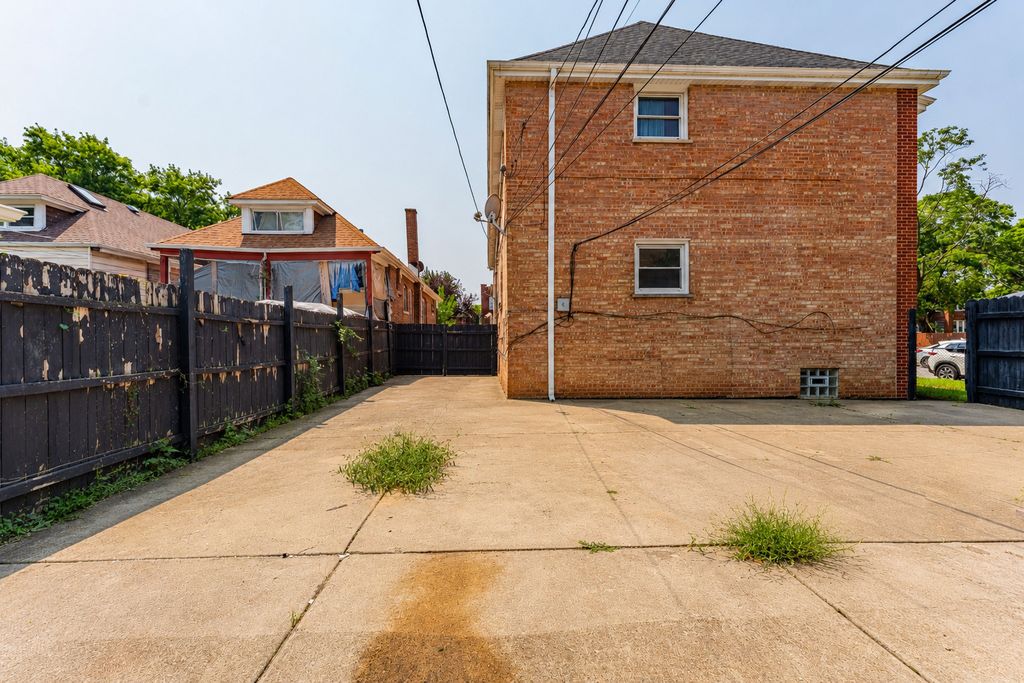 6401 S Albany Avenue, Chicago, IL 60629 — photo 4