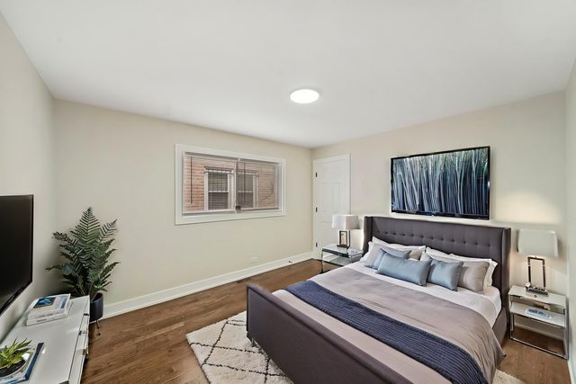 8219 S Muskegon Avenue, Chicago, IL 60617
